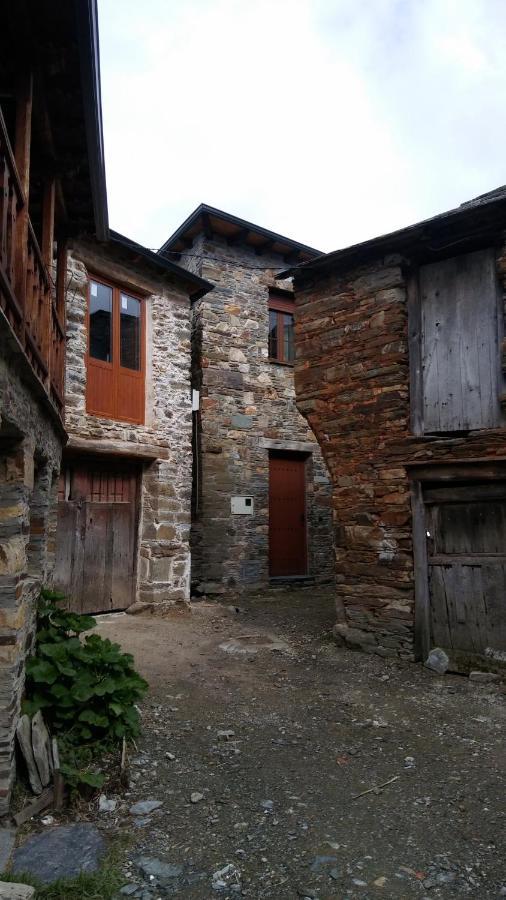 Casa El Tejo Villa San Cristobal de Valdueza Luaran gambar